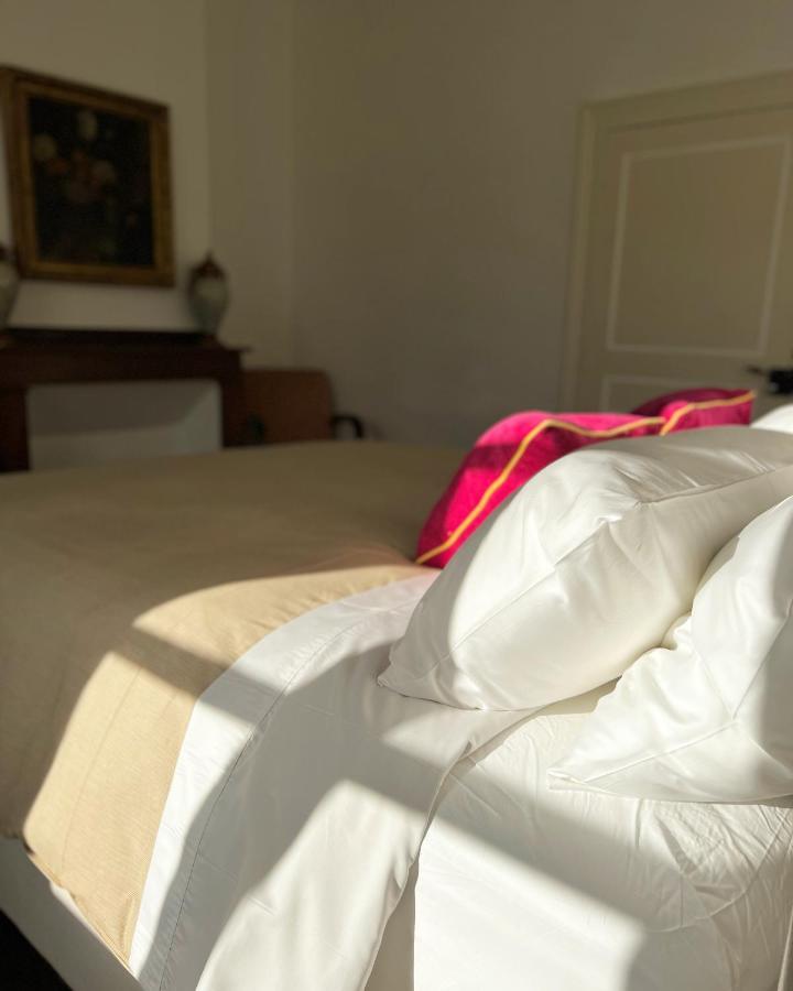 Noubar Bed and Breakfast Cenevieres Buitenkant foto